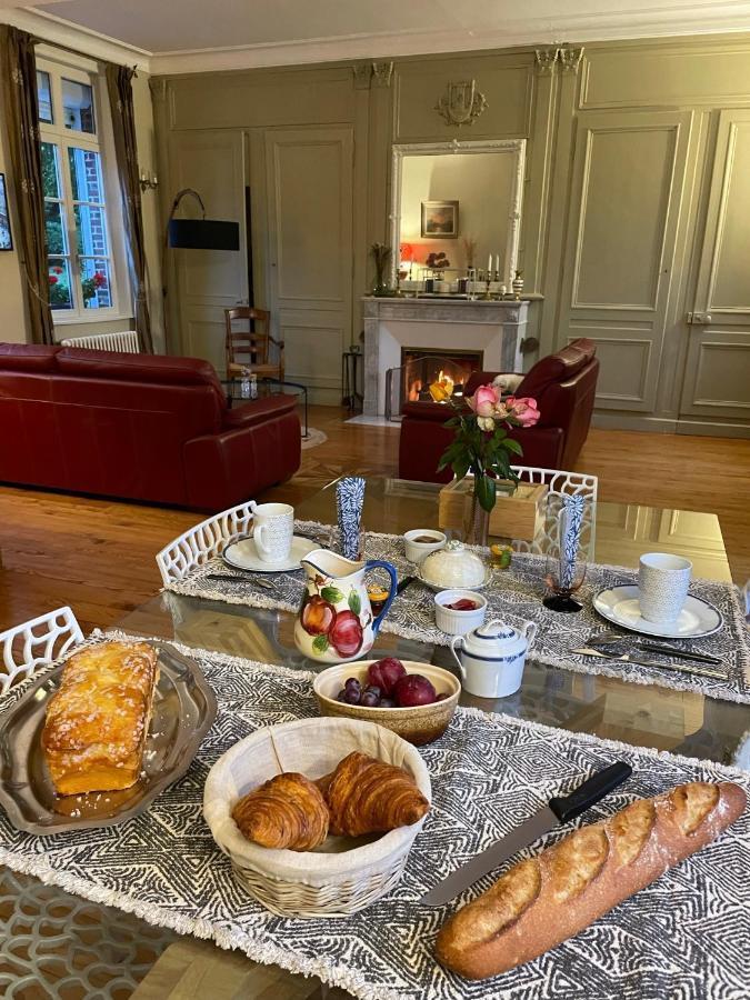 Chuignolles Le Logis D'Anne-Sophie Bed & Breakfast エクステリア 写真