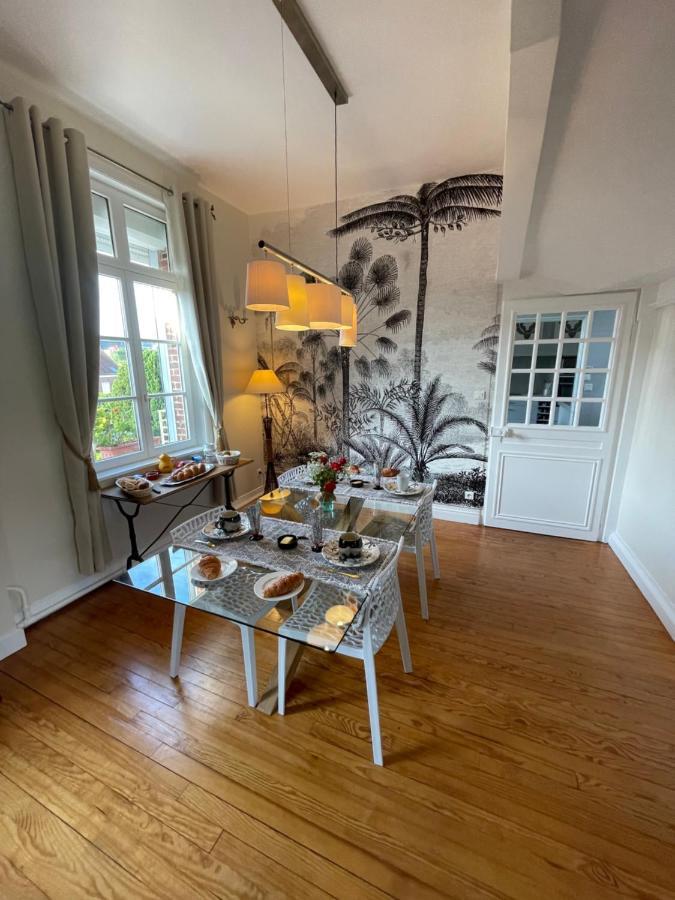 Chuignolles Le Logis D'Anne-Sophie Bed & Breakfast エクステリア 写真